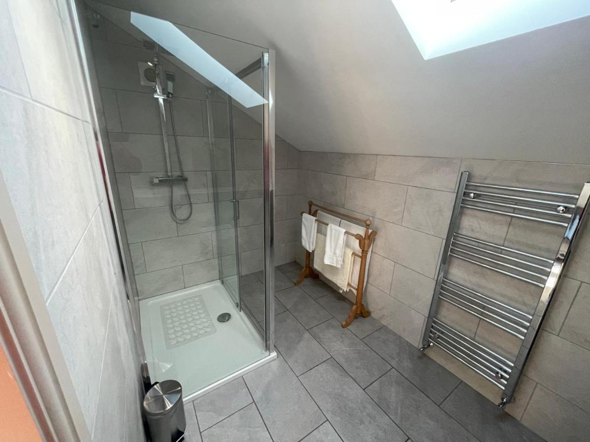 31 Cherry East Riding Of Yorkshire Hot Tub & Fishing Garton Exterior photo